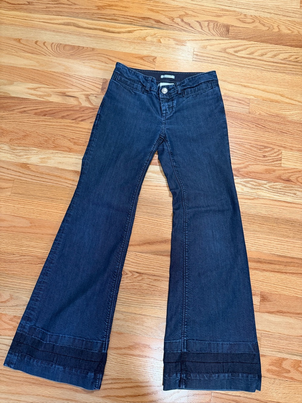 Banana Republic Fall 2008 Dark Wash Wide Leg Flare Jeans Women’s Size 4